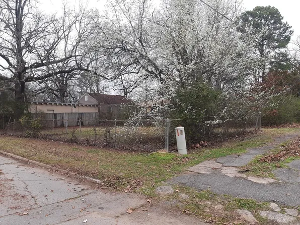 3918 W 23rd St, Little Rock, AR 72204