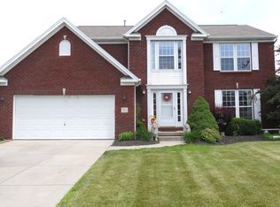 155 Old Carriage House Rd, Grand Island, NY 14072