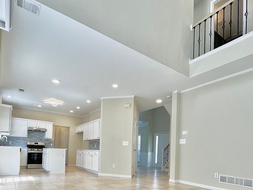 1st image of 2288 Wickingham Dr NE