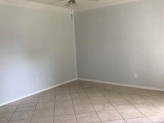 4th image of 10558 Keeneland Ln