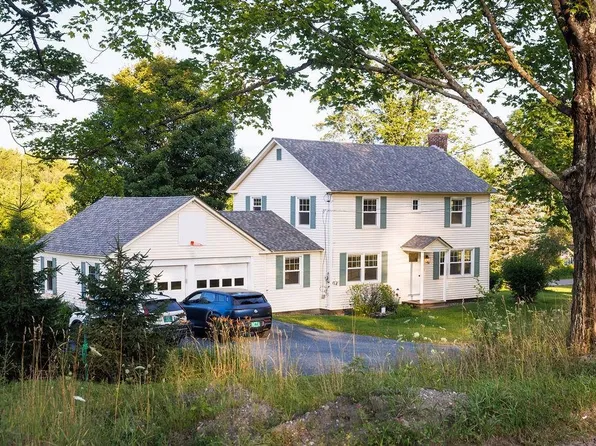 56 Park Laughton Road, Dummerston, VT 05346