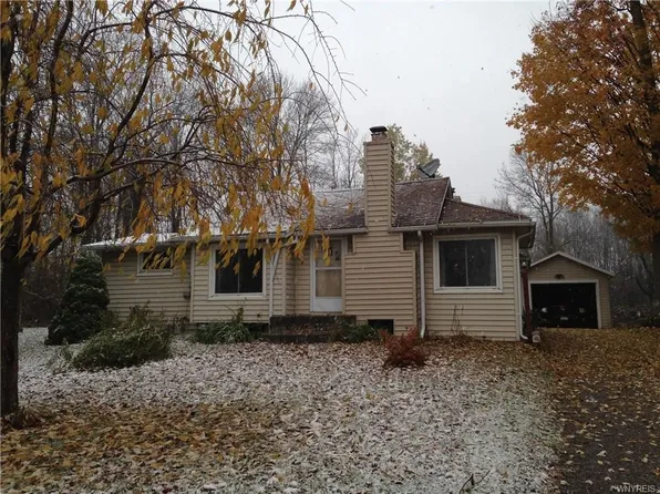 4073 Pearl Street Rd, Batavia, NY 14020