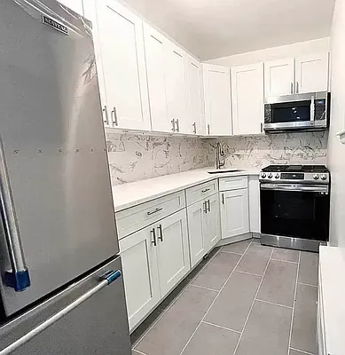 Rented by EastMount Realty LLC | media 21