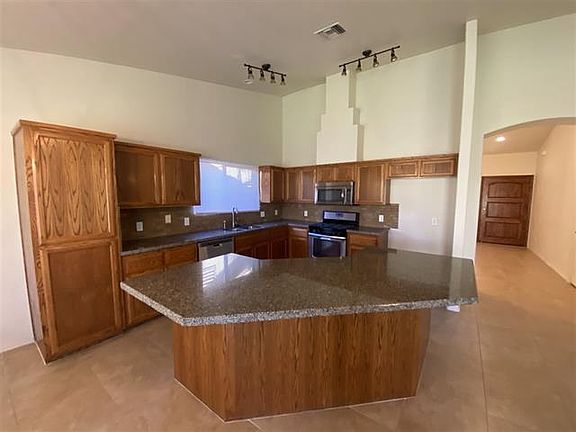 5th image of 4866 W 31st Pl