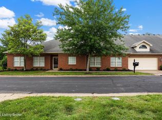 4002 Sugarberry Ct, Louisville, KY 40220