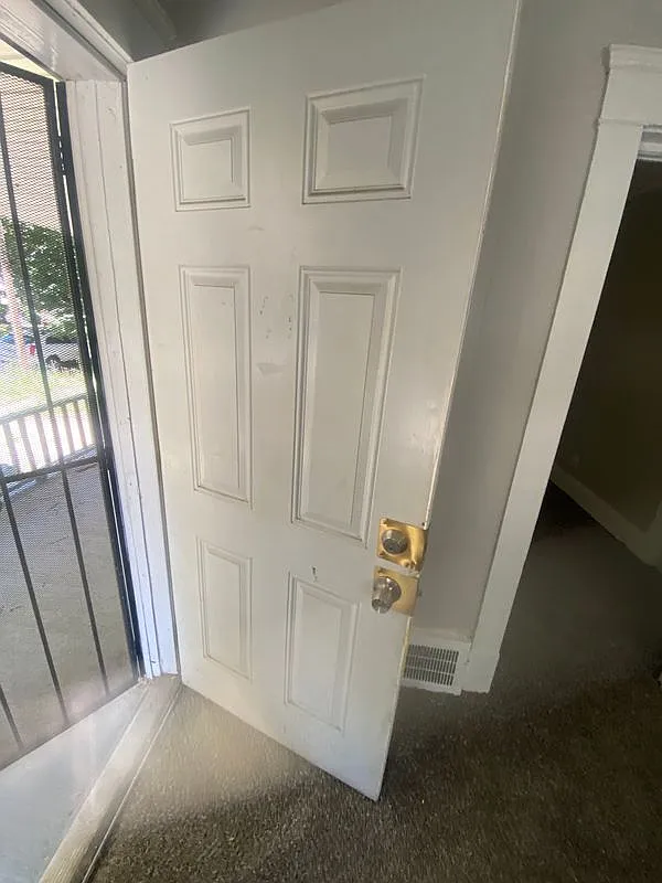 1 bed, 800 sqft, $800 — Photo 3
