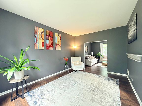5th image of 614 Sumac Dr