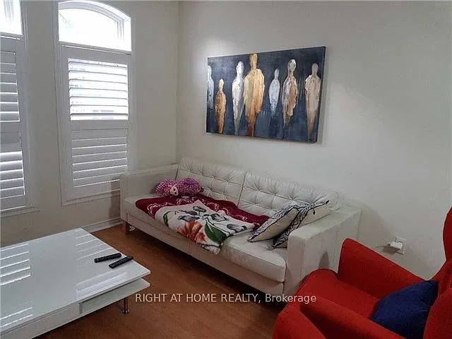 50 Strathaven Dr #115 — Photo 3