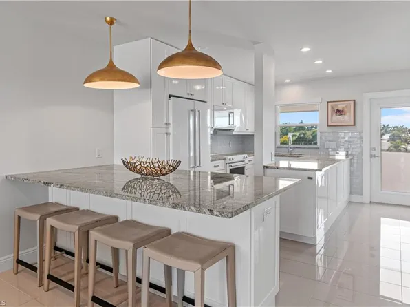 674 Broad AVE S #J674, NAPLES, FL 34102
