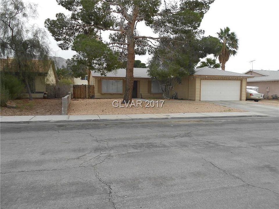 1st image of 1490 Lahotan Way