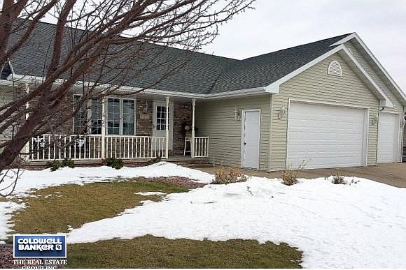 Large ranch on quiet street