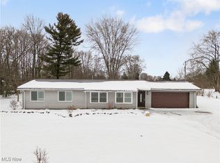 18813 Chillicothe Rd, Chagrin Falls, OH 44023