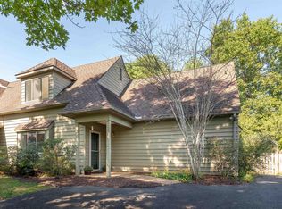 1134 Amber Ridge Rd, Charlottesville, VA 22901