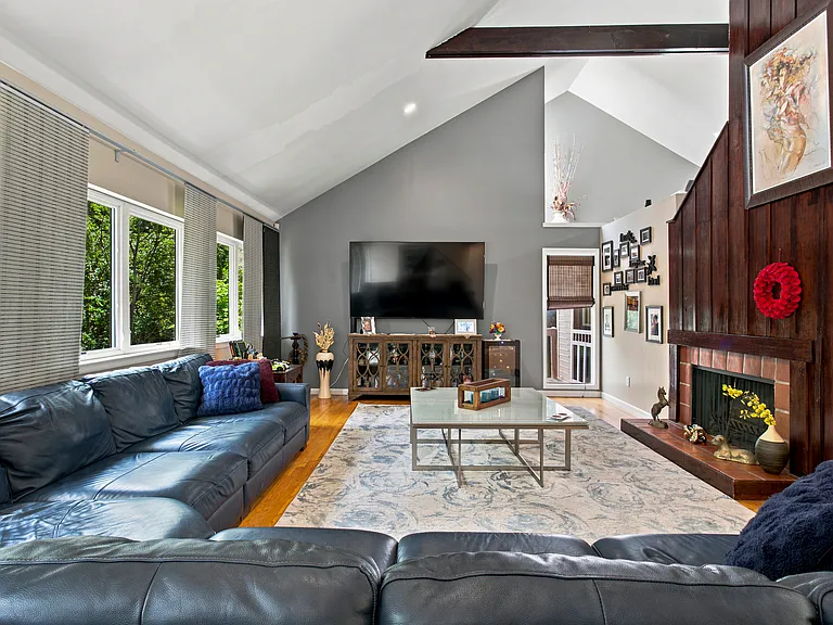 71 Blackberry Dr — Photo 7