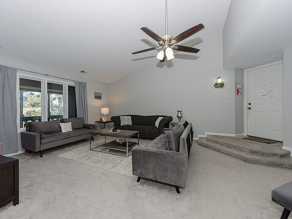 5th image of 9820 Mill Dr W APT E2