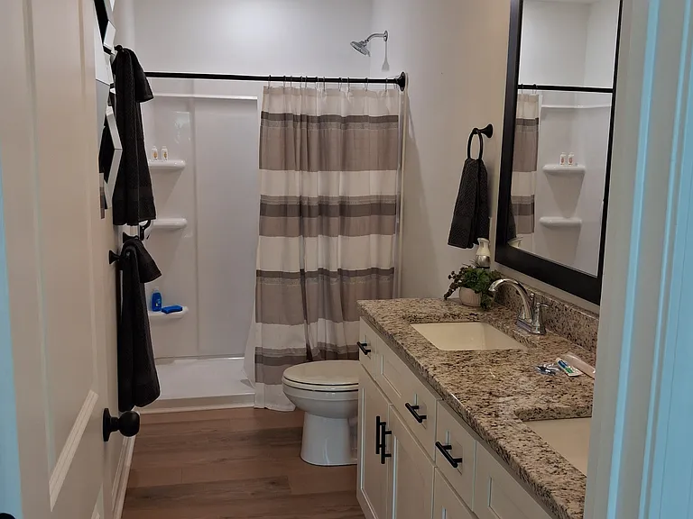 103 Stone St — Photo 17