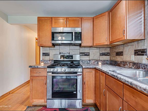 2nd image of 8240 S Woodlawn Ave