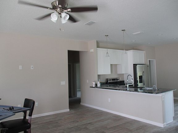 3rd image of 743 Brickell St SE