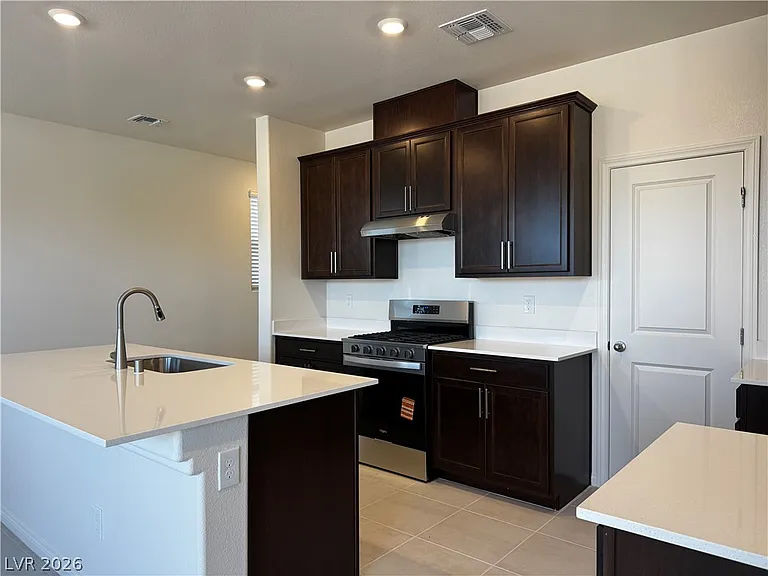 9250 Innot Ave — Photo 10