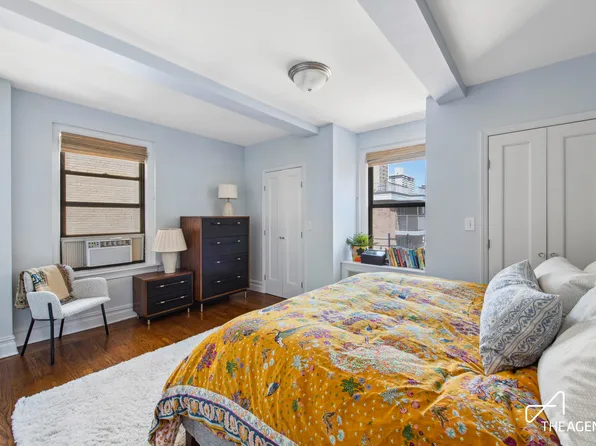 35 West 92nd Street image 4 of 9