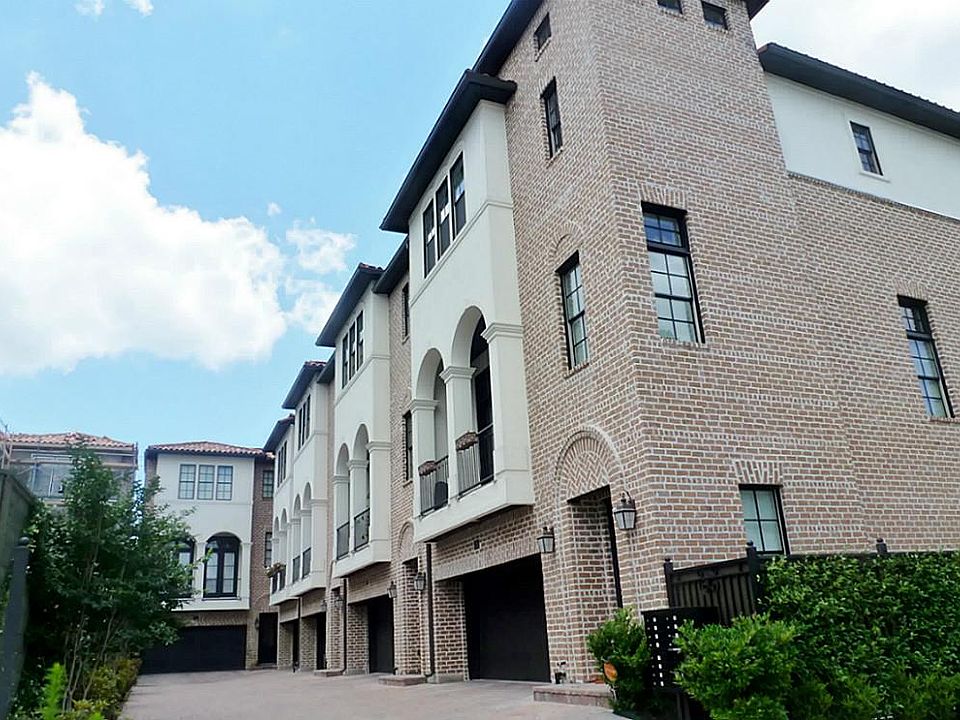 Fantastic location! The home is in walking distance to Starbucks and the Whole Foods.