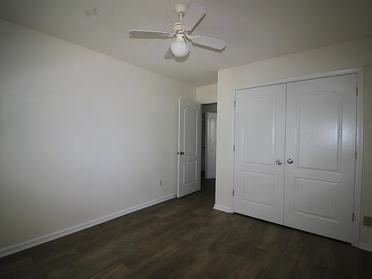 5219 Eagles Landing Dr — Photo 11