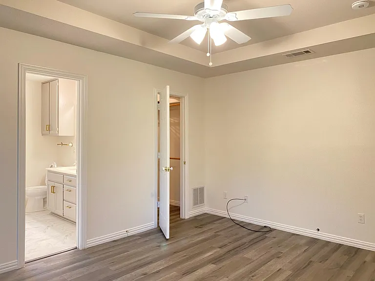 1212 Oak Valley — Photo 37