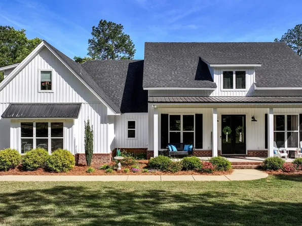 1864 Siesta Dr, Prattville, AL 36067
