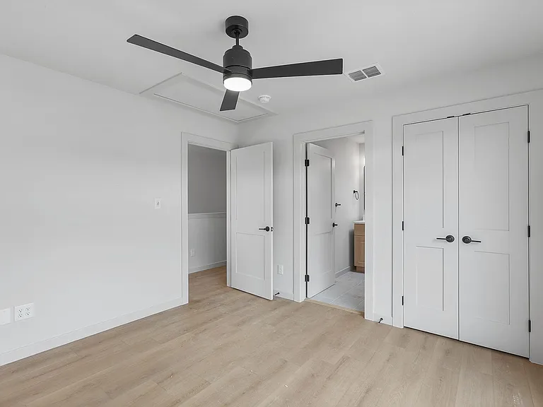 Modern Luxury in San Marcos' Premier Courtyard Community Now Leasing! — Photo 66