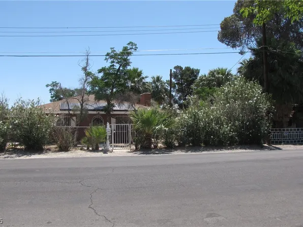 4950 Burnham Ave, Las Vegas, NV 89119