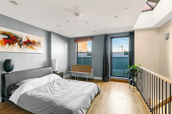 Rented by Halstead Real Estate | media 16