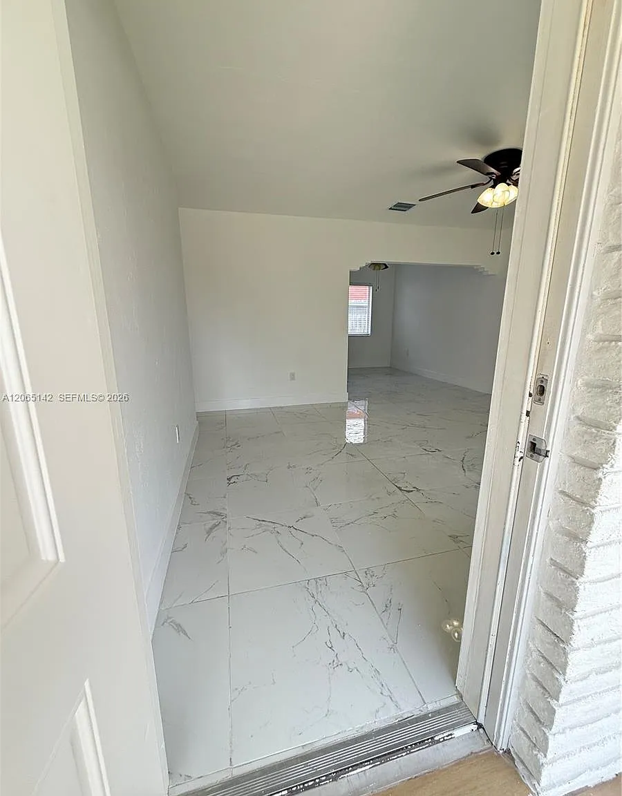 South Bay Estates — Photo 3