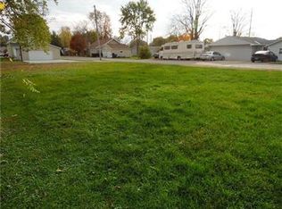 639 E Main St, Whiteland, IN