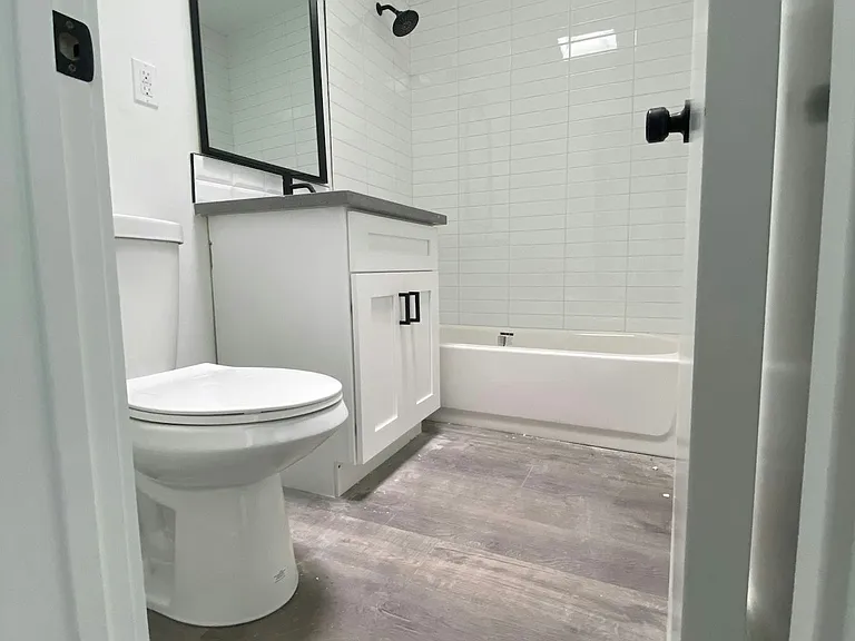 150 N Roberto Ave #146 — Photo 11