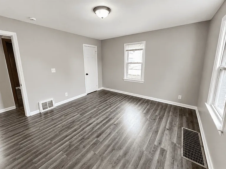 6014 Piper Ave — Photo 8