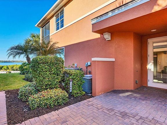 5th image of 1266 Riverscape St #A