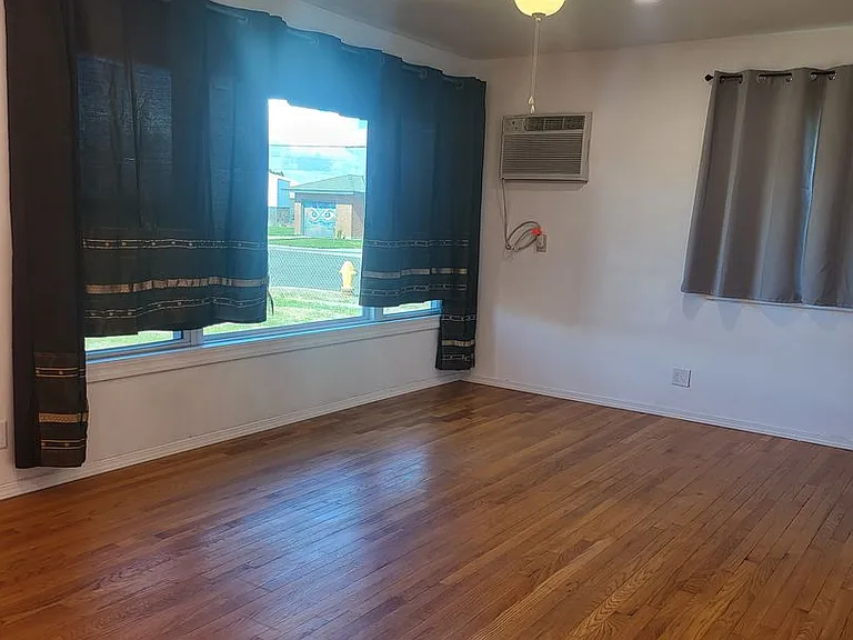 1003 W Cascade Ave — Photo 8