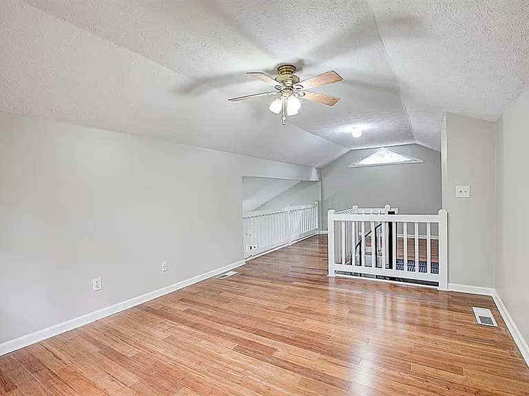 168 Lake Forest Dr — Photo 20