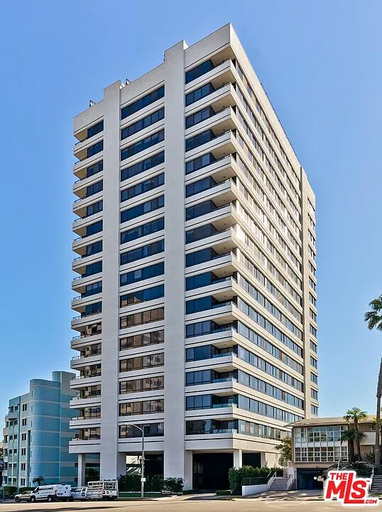 2 bed, 3.0 bath, 1834 sqft, $9,000 — Photo 4