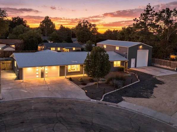 2216 Cari Cir, Caldwell, ID 83605