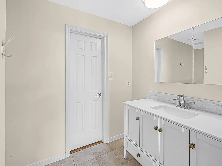 5200 Weslayan St #303 — Photo 15