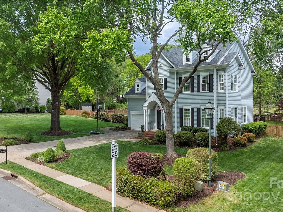 1st image of 8517 Sandowne Ln