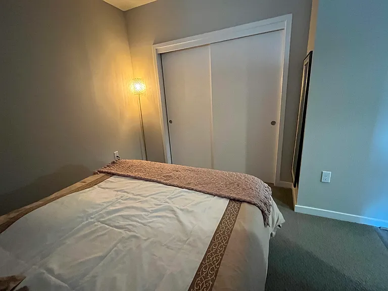 Makati Cir — Photo 13