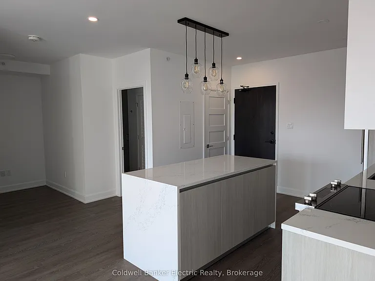 195 Hunter St E #802 — Photo 6
