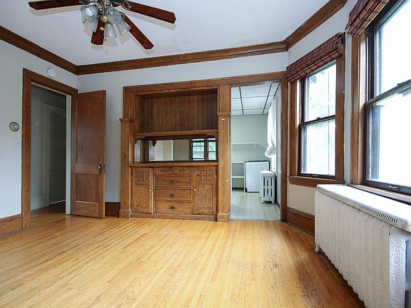 5th image of 2097 Fairmount Ave #2