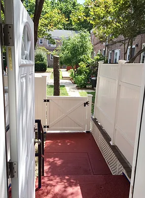 Sold by Prime Realty | media 30