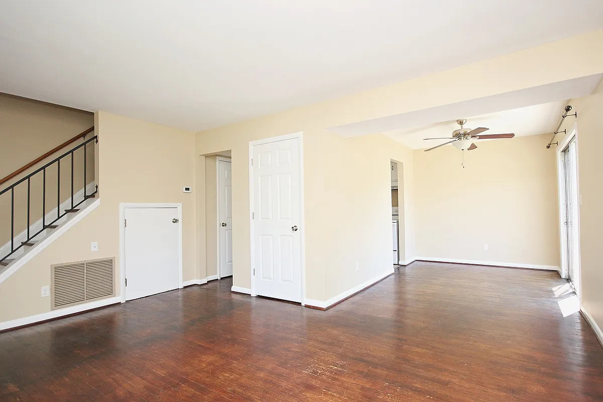 Building Photo - 2512 Fontaine Ave #B