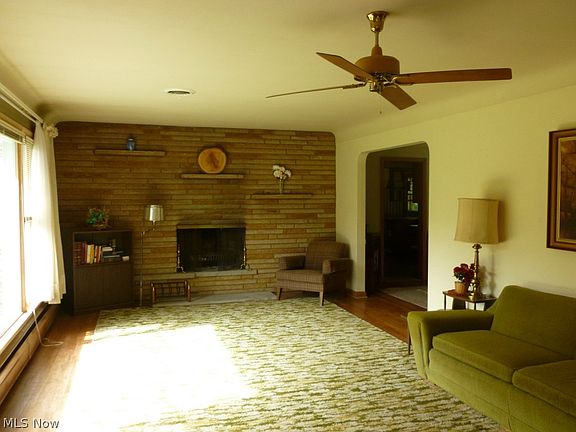 4th image of 8504 Marden Dr