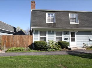 884 Hidden Valley Rd, Rochester, NY 14624