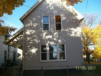 1st image of 945 Davis Ave NW